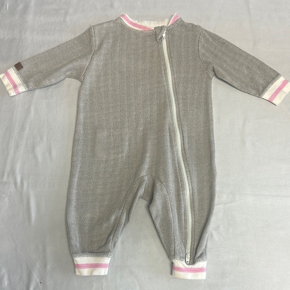 Juddlies - Cozy Gray and Pink One Piece Romper/Sleeper with Full-Length Zipper - Picture 1 of 4